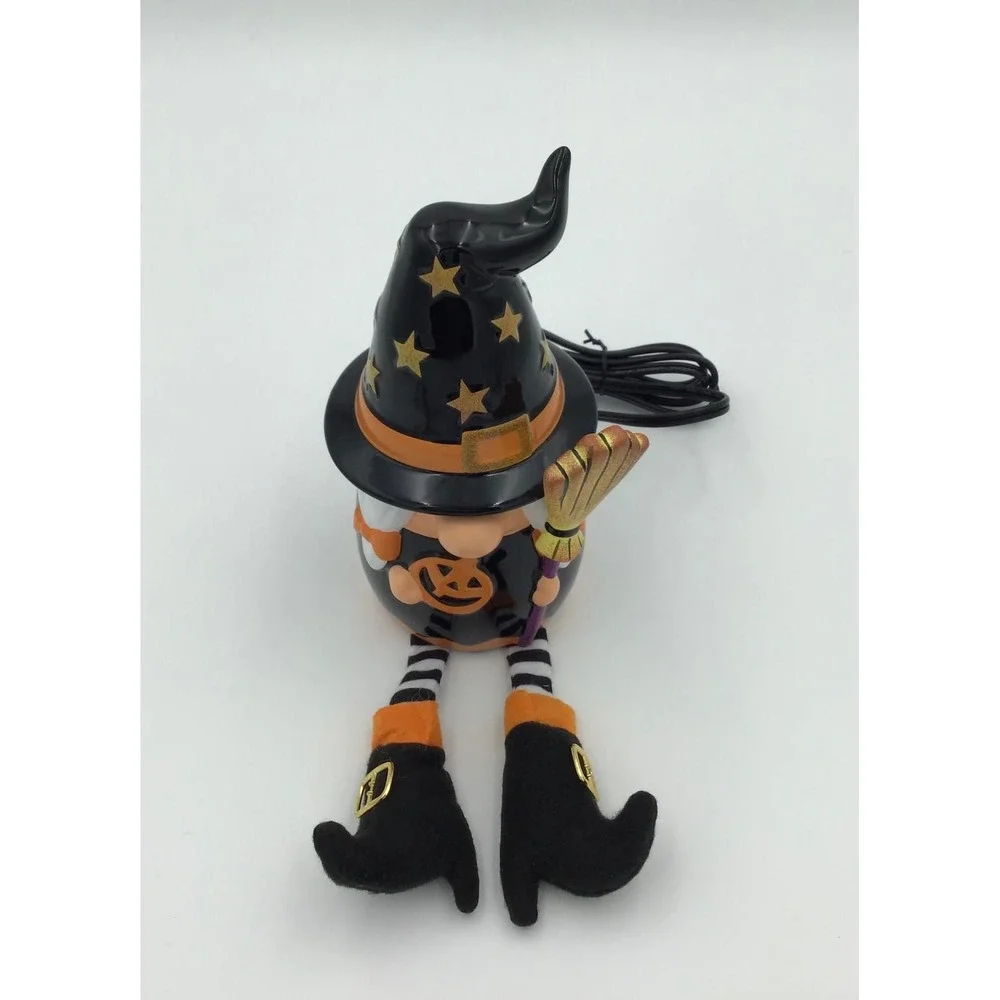Scentsy Wicked Cute Halloween‎ Witch Gnome Wax Warmer Ceramic Shelf Sitter NEW